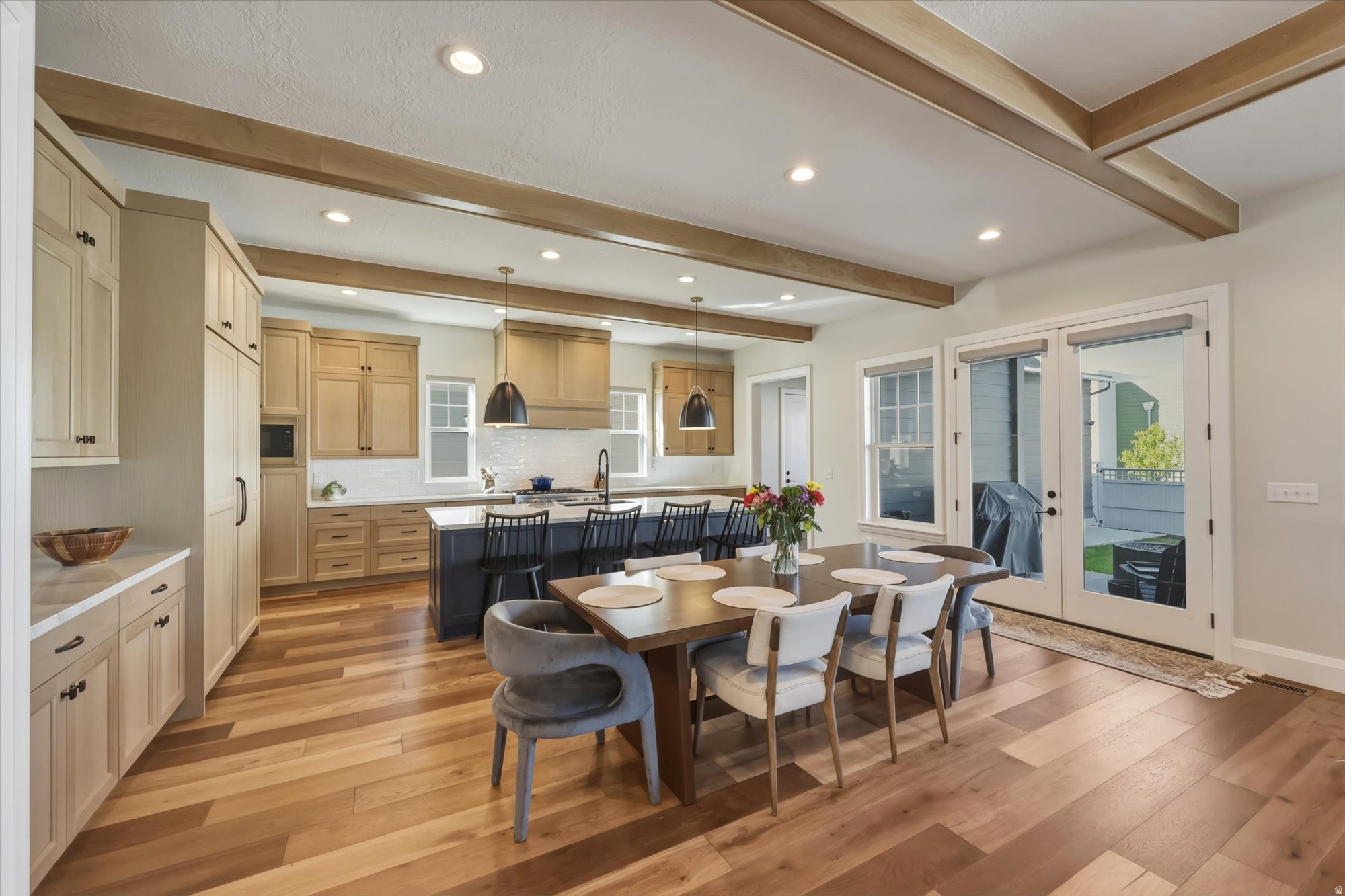 DAYBREAK - Residential