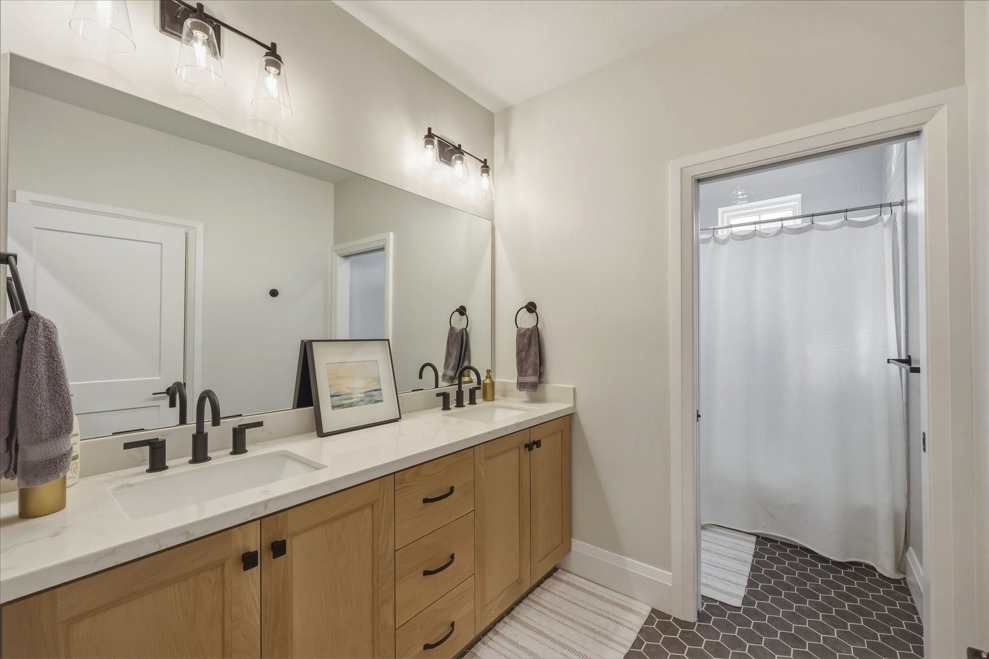 DAYBREAK - Residential