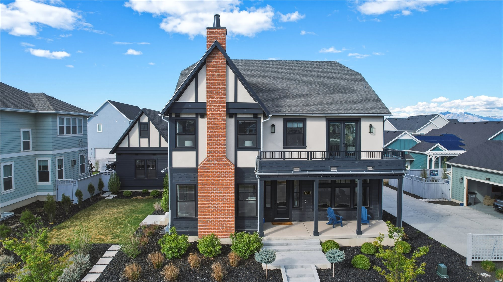 DAYBREAK - Residential