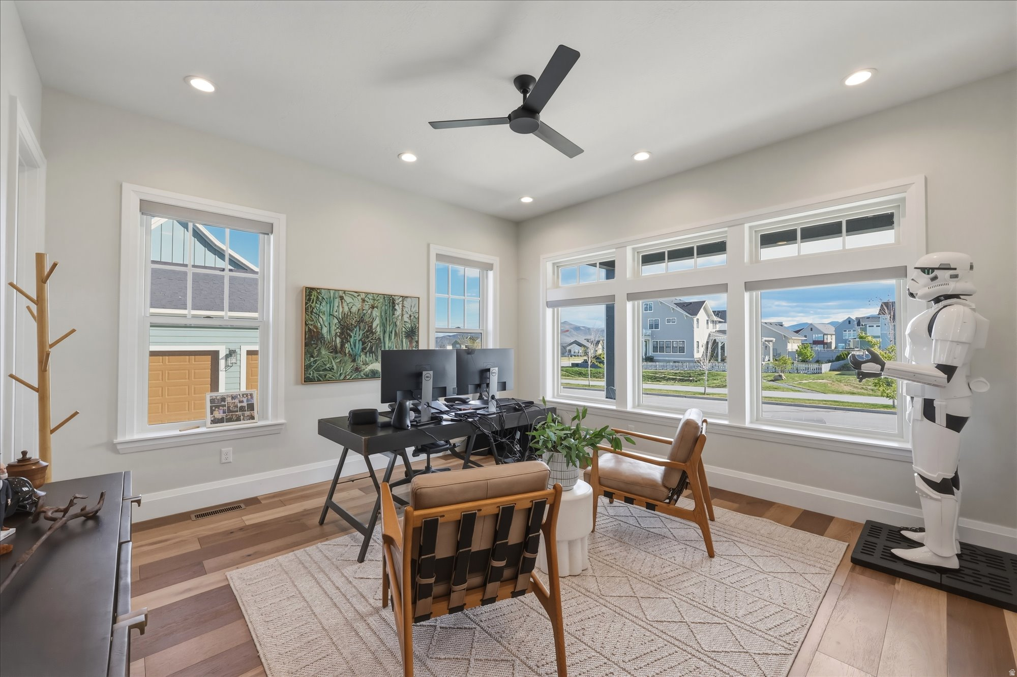 DAYBREAK - Residential