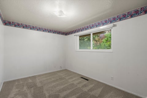 Tiny photo for 424 E 3250 N, North Ogden, UT 84414 (MLS # 2183550)