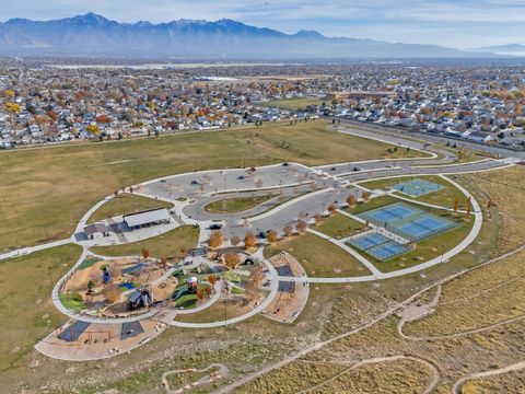 Tiny photo for 5988 S SUNSET VISTA DR, Salt Lake City, UT 84118 (MLS # 2122495)