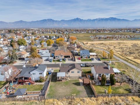 Tiny photo for 5988 S SUNSET VISTA DR, Salt Lake City, UT 84118 (MLS # 2122495)