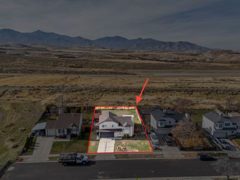Tiny photo for 5988 S SUNSET VISTA DR, Salt Lake City, UT 84118 (MLS # 2122495)