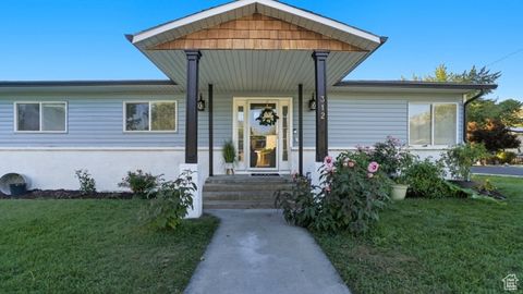 Tiny photo for 312 S 1920 W, Provo, UT 84601 (MLS # 2117096)