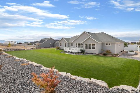 Tiny photo for 2259 E HORIZON DR, Eagle Mountain, UT 84005 (MLS # 2114643)