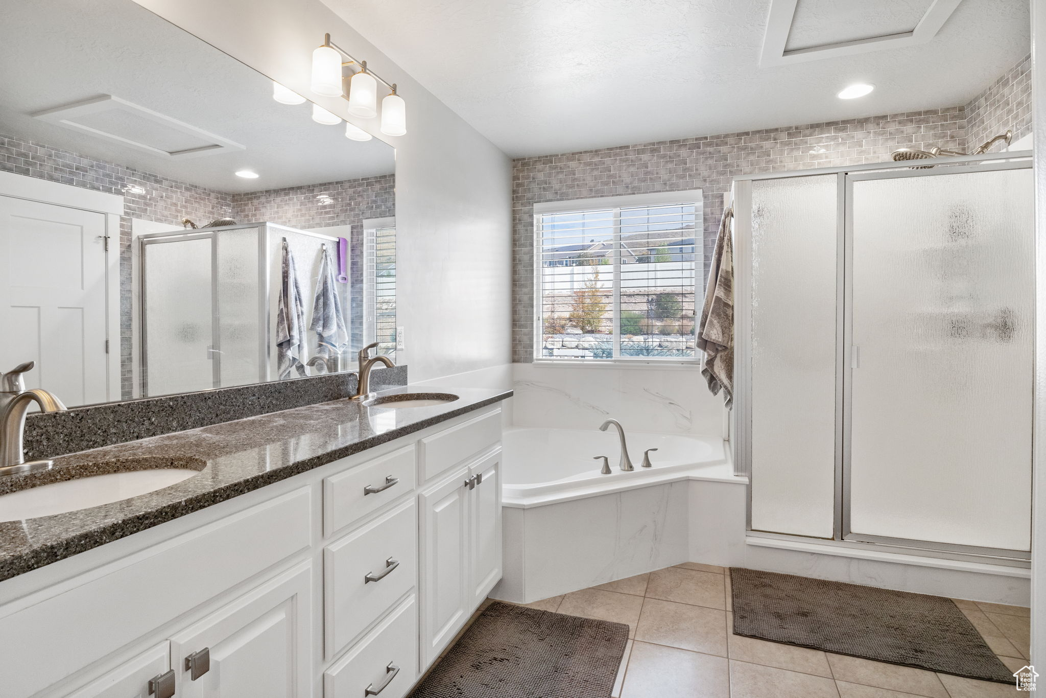 VALLEY VIEW RANCH - Residential