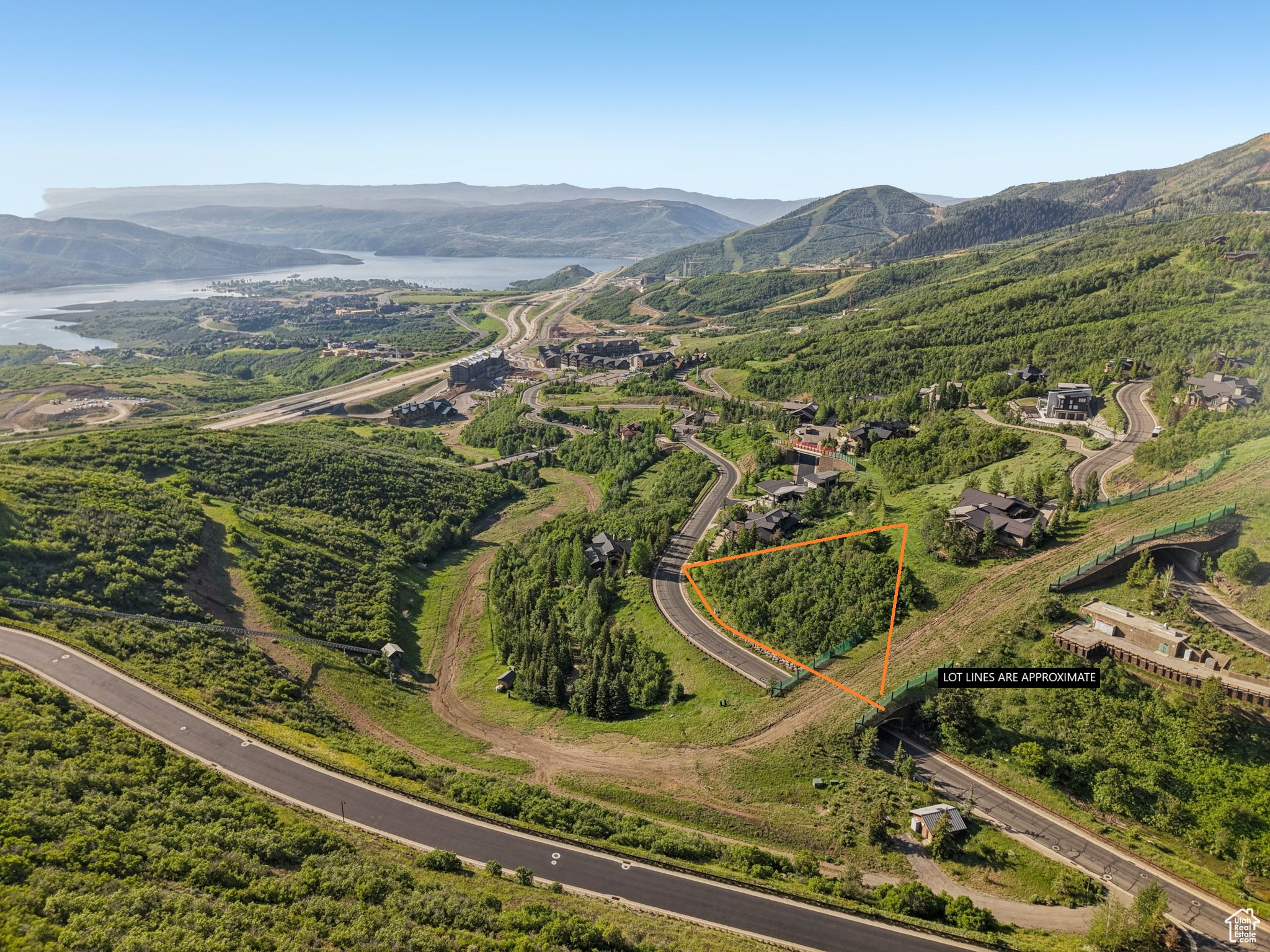 DEER CREST ESTATES - Land