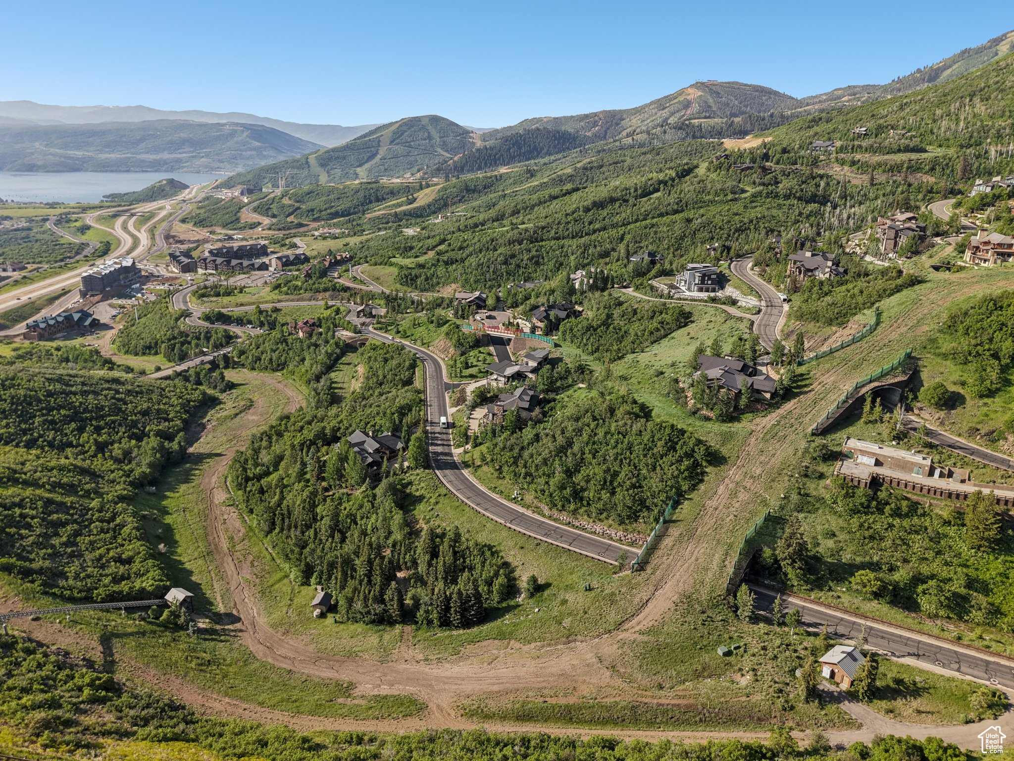 DEER CREST ESTATES - Land