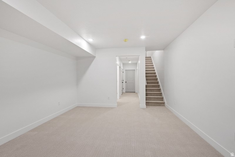 DAYBREAK - Residential Income