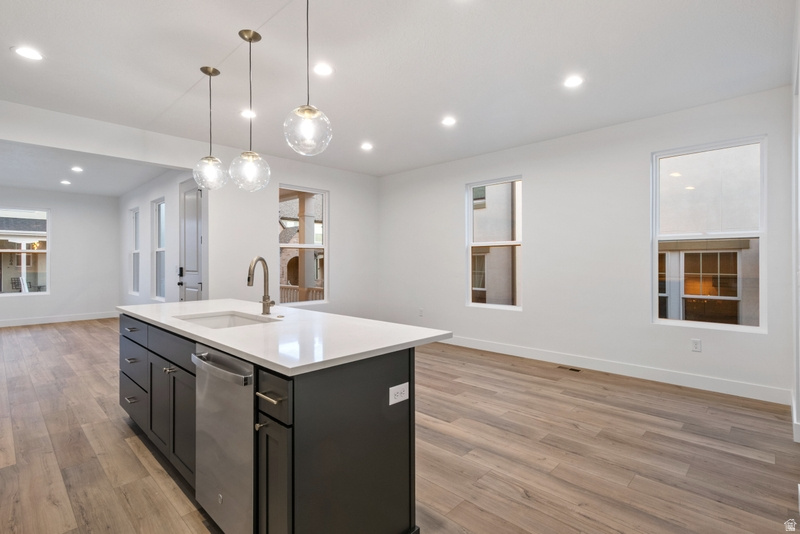 DAYBREAK - Residential Income