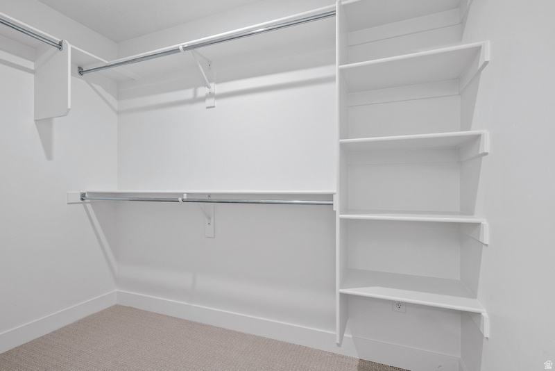 DAYBREAK - Residential Income