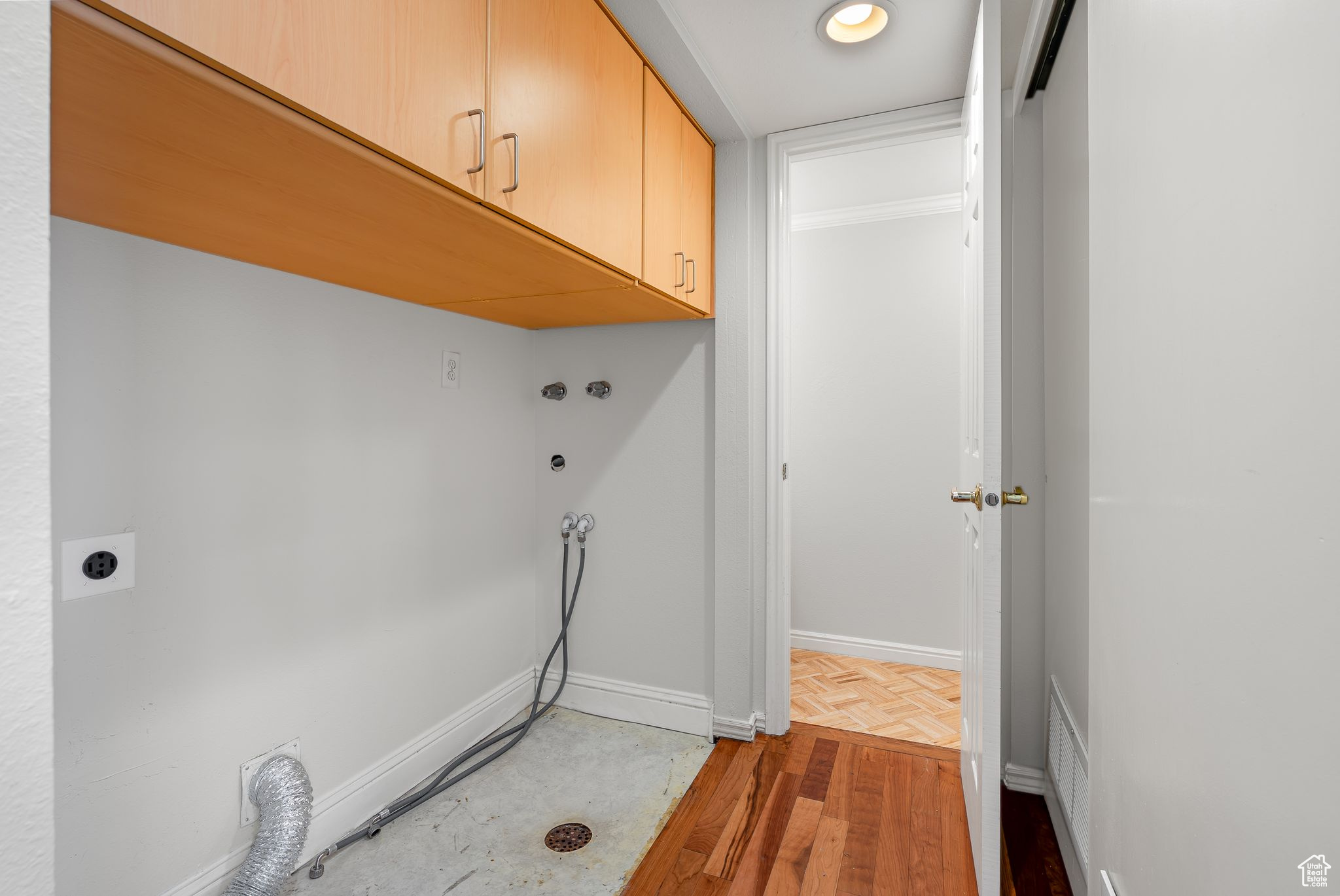 WAYLAND STATION AT OLD FARM - Residential