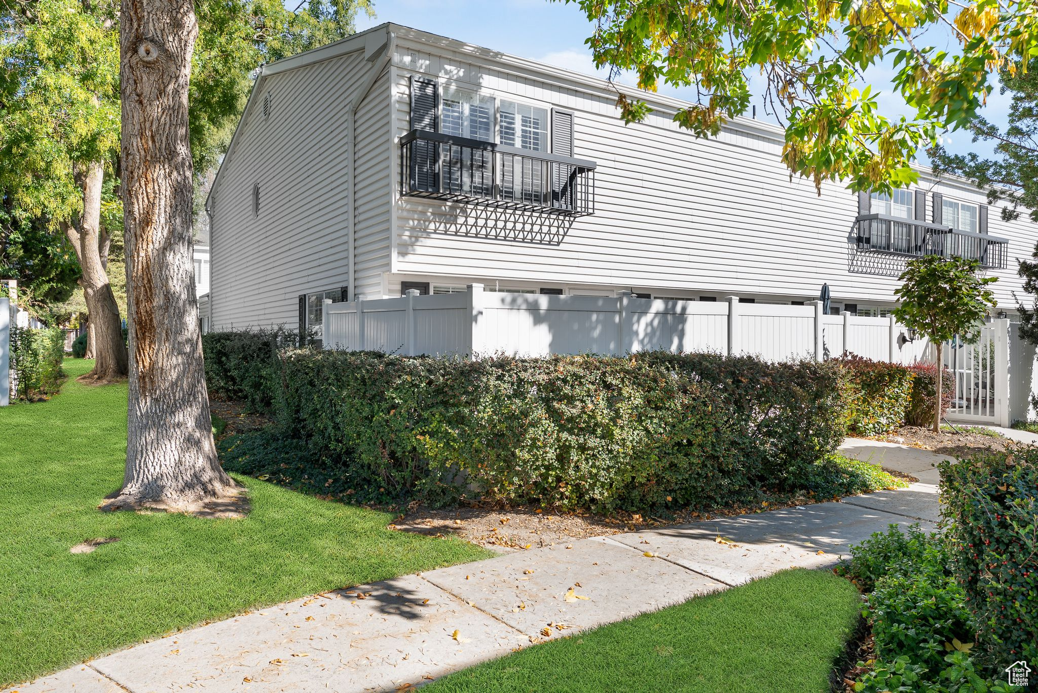 WAYLAND STATION AT OLD FARM - Residential