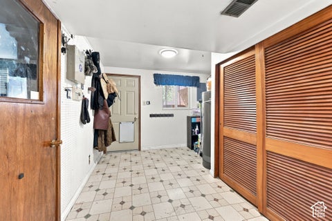 Tiny photo for 937 E KINGSWOOD RD, Kaysville, UT 84037 (MLS # 2189468)