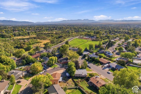Tiny photo for 937 E KINGSWOOD RD, Kaysville, UT 84037 (MLS # 2189468)