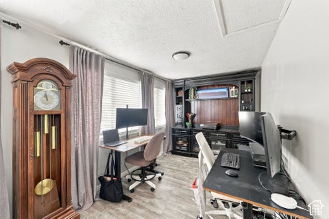 Tiny photo for 937 E KINGSWOOD RD, Kaysville, UT 84037 (MLS # 2189468)