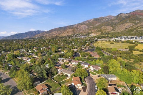 Tiny photo for 937 E KINGSWOOD RD, Kaysville, UT 84037 (MLS # 2189468)