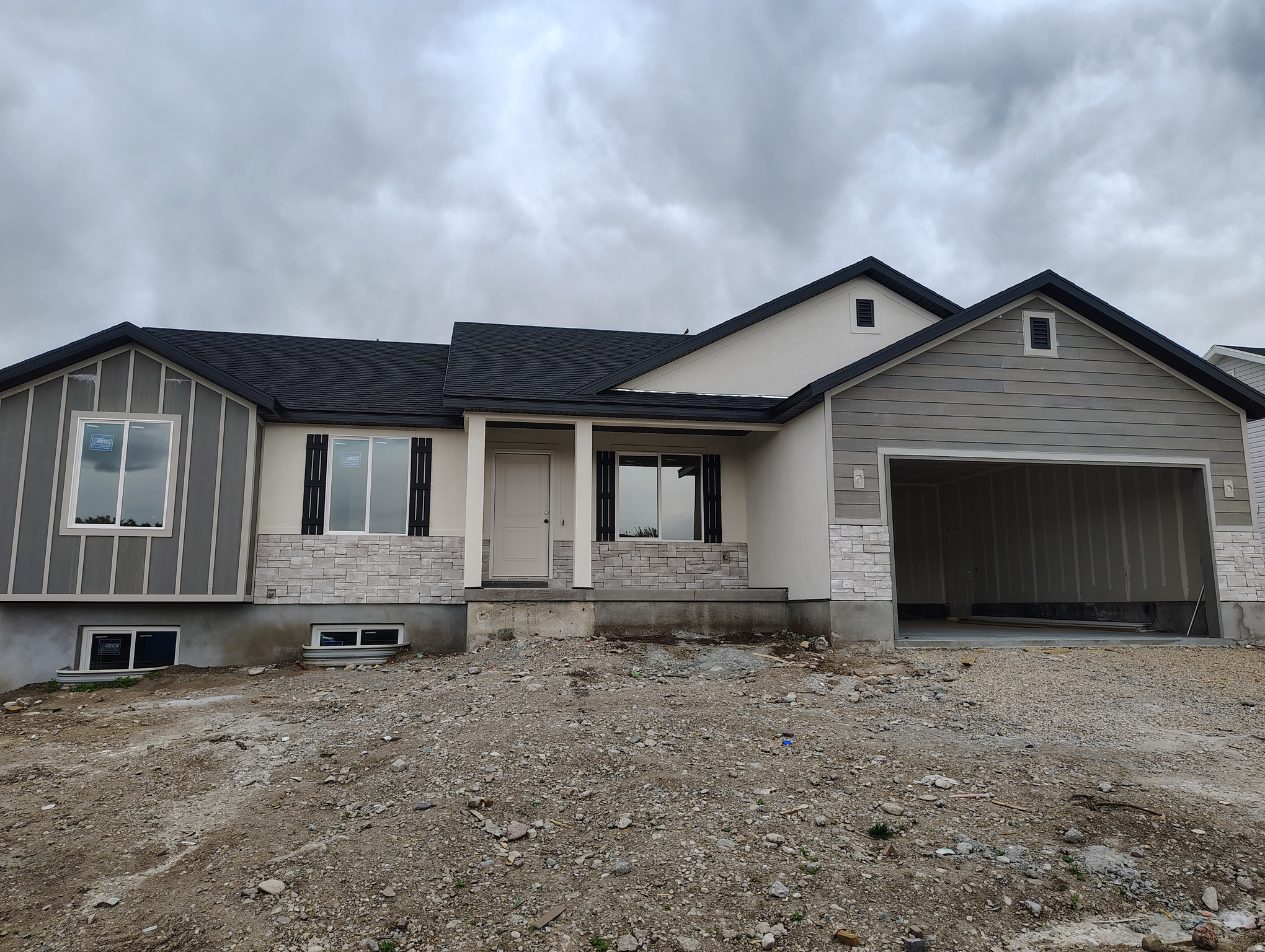 SUNSET ESTATES - Residential