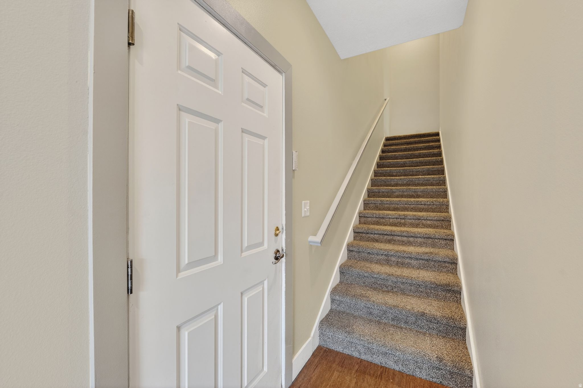 PEMBERLEY @ ROBINSONS GROVE CONDOMINIUM - Residential