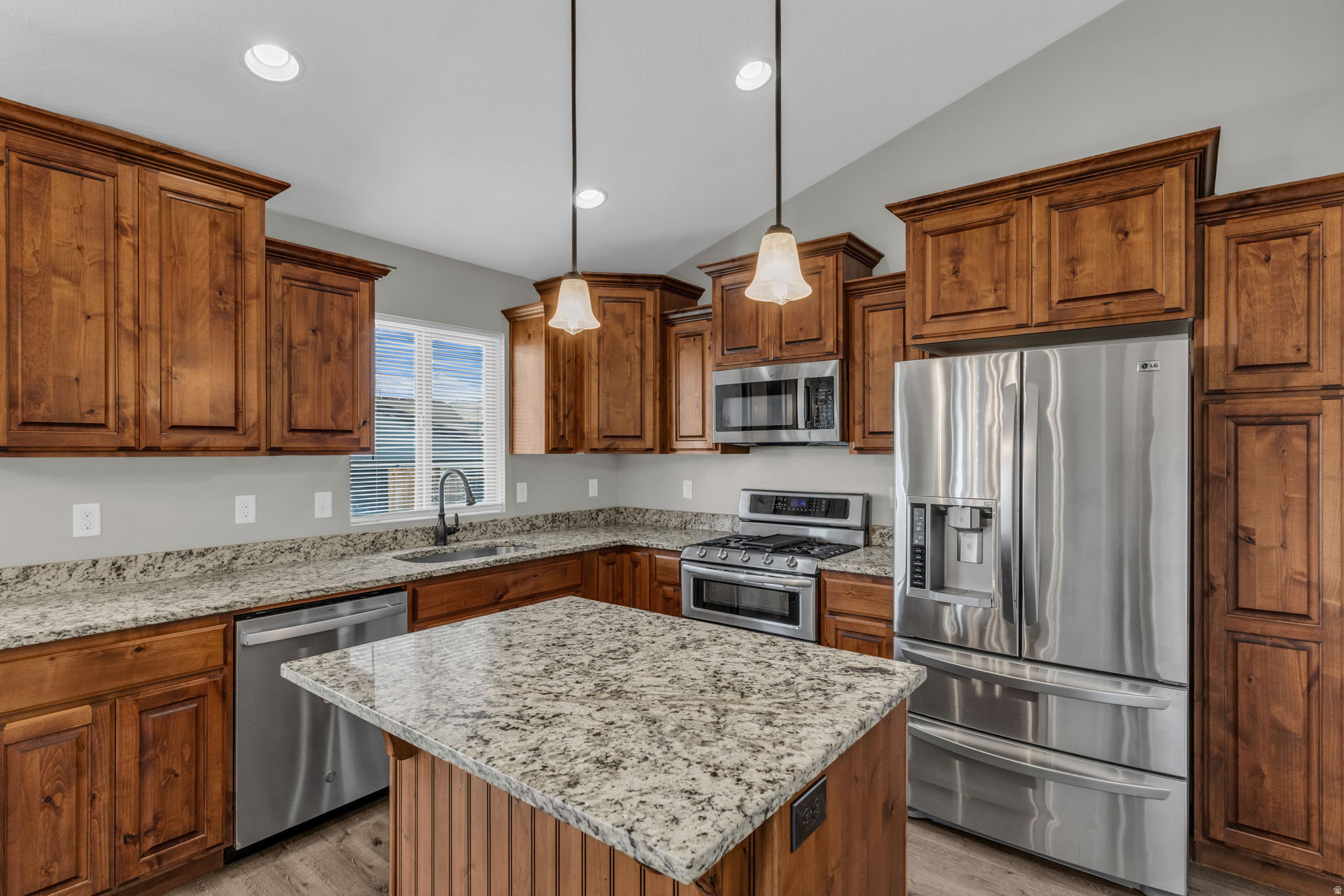 VALLEY VIEW - Residential