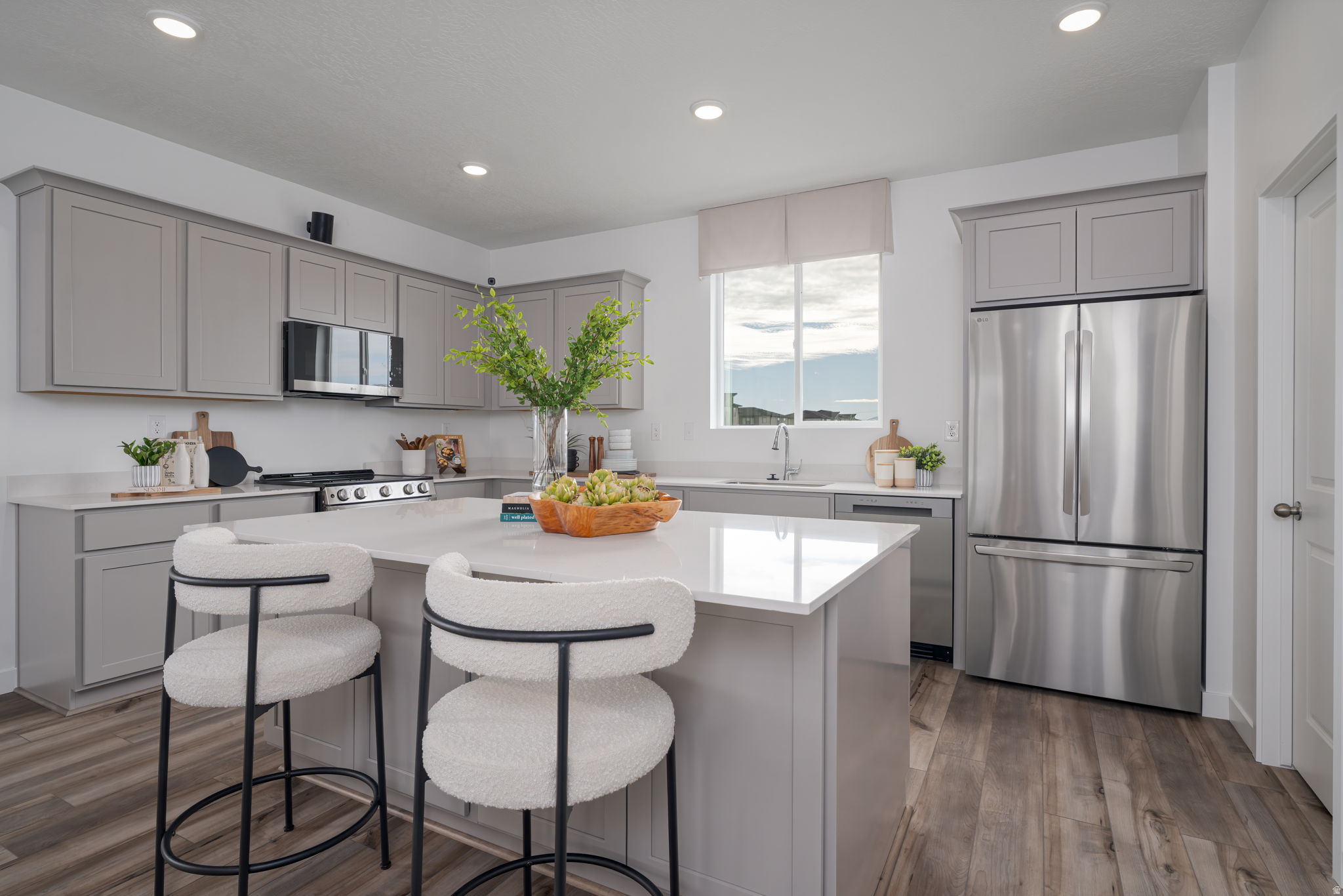 HIGHLINE AT AMERICAN FORK - Residential