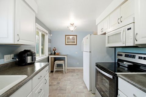 Tiny photo for 1814 N 450 E, North Ogden, UT 84414 (MLS # 2127369)