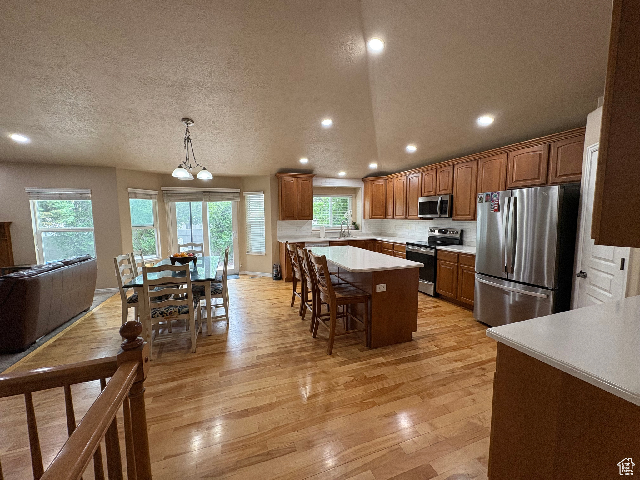 WESTRIDGE ESTATES NO 1 - Residential