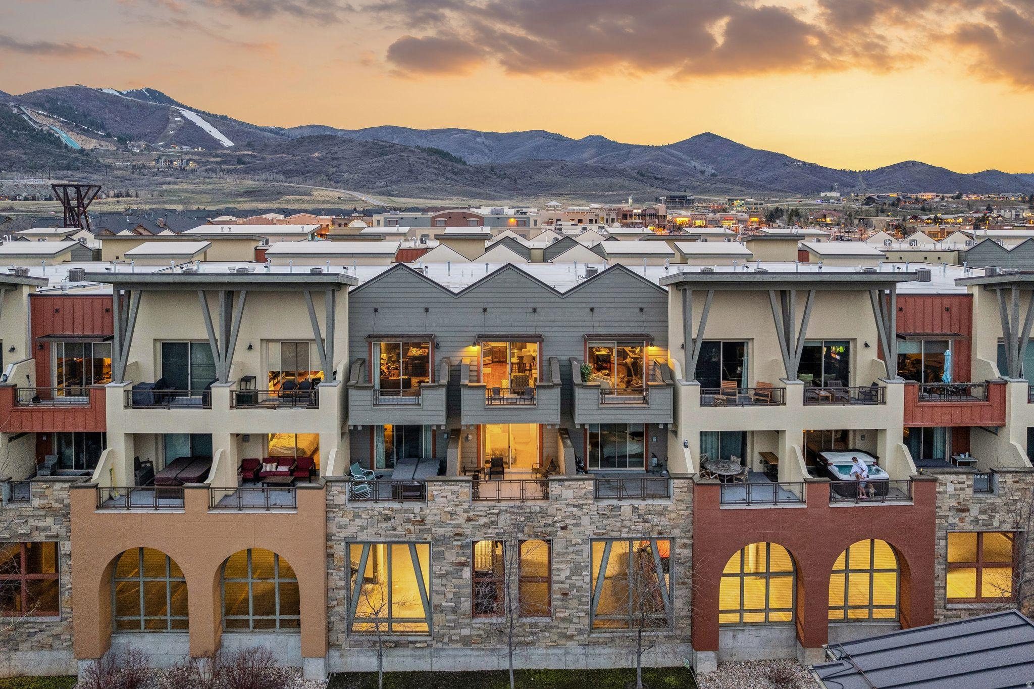 NEWPARK TERRACE - Residential