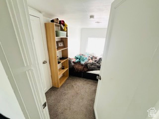HUNTINGTON PARK - Residential Income