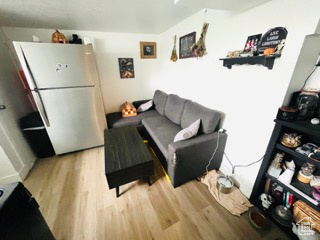 HUNTINGTON PARK - Residential Income