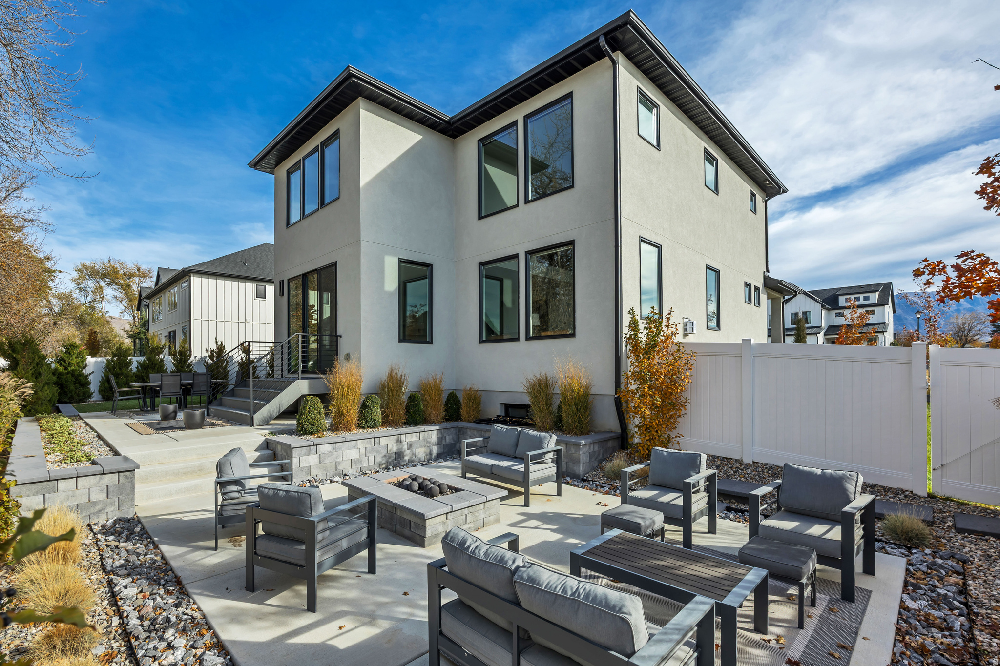 TRINNAMAN FARMS SUB - Residential