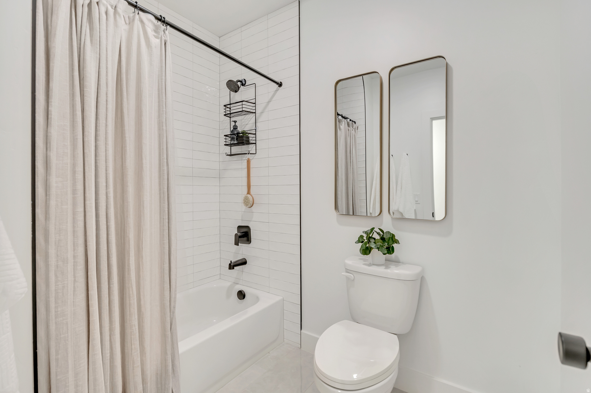 TRINNAMAN FARMS SUB - Residential