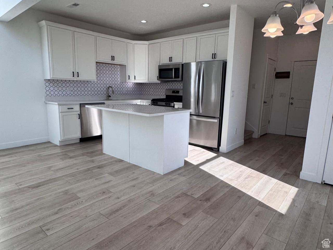 DAYBREAK - Residential
