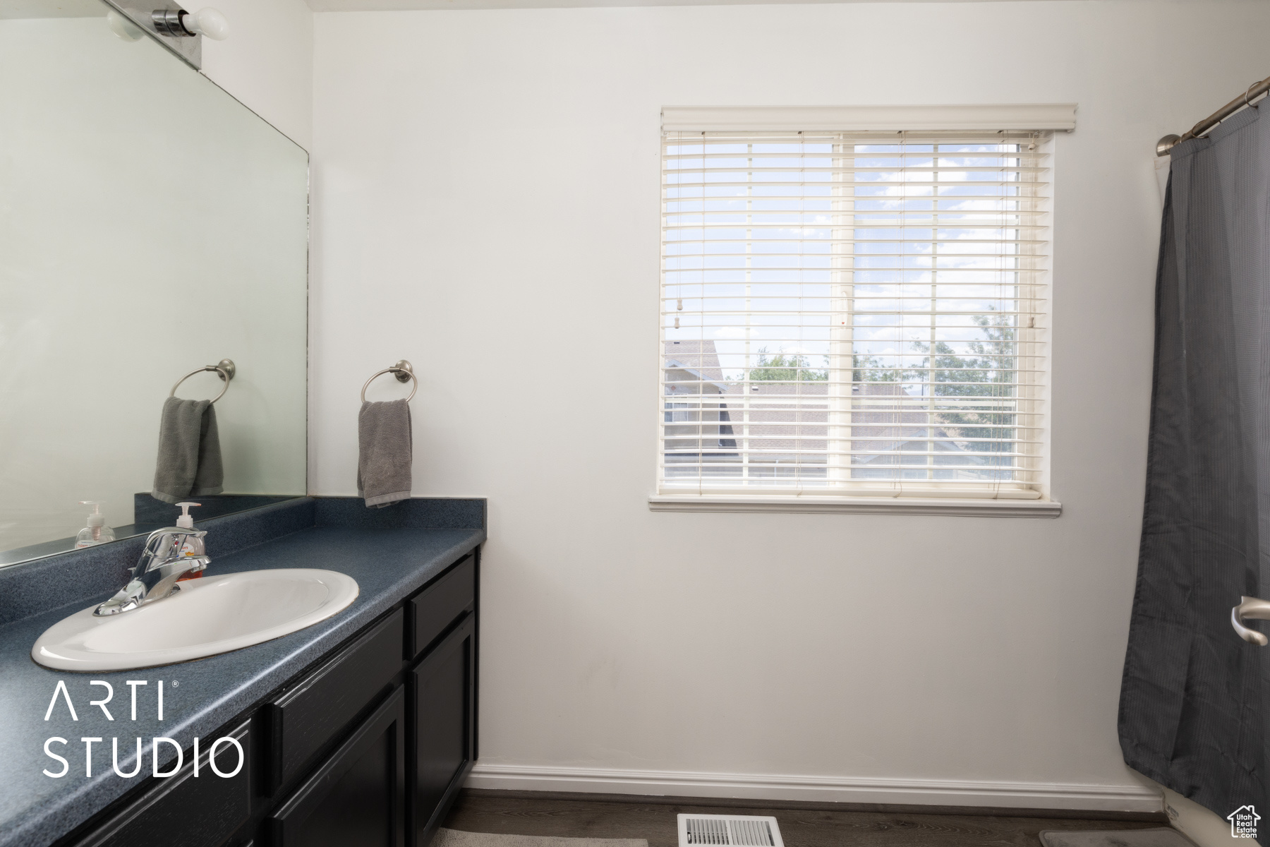 COPPER HILLS - Residential