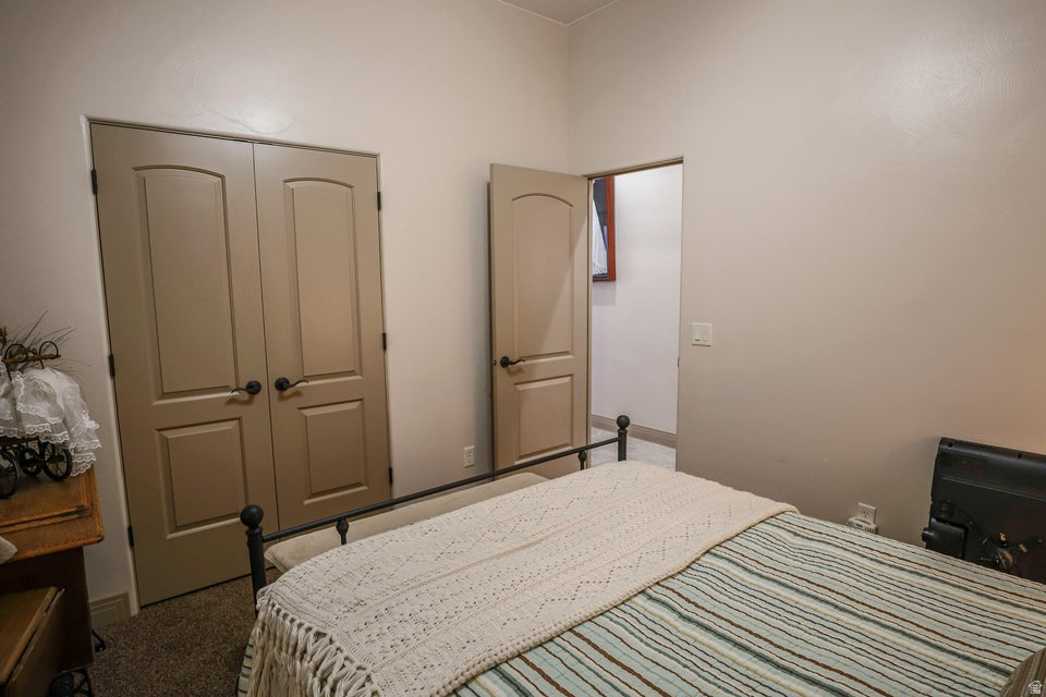 ALMOND HEIGHTS PARK AMD - Residential