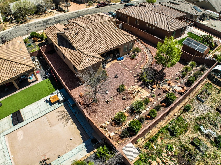 ALMOND HEIGHTS PARK AMD - Residential