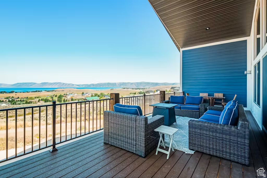 SWEETWATER - Residential