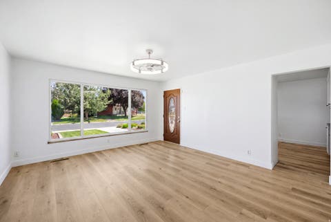 Tiny photo for 6272 S 400 E, Murray, UT 84107 (MLS # 2180560)