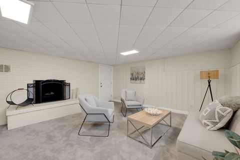 Tiny photo for 2402 E BEACON DR, Salt Lake City, UT 84108 (MLS # 2121877)