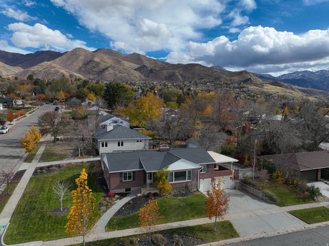 Tiny photo for 2402 E BEACON DR, Salt Lake City, UT 84108 (MLS # 2121877)