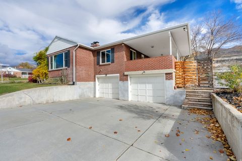 Tiny photo for 2402 E BEACON DR, Salt Lake City, UT 84108 (MLS # 2121877)