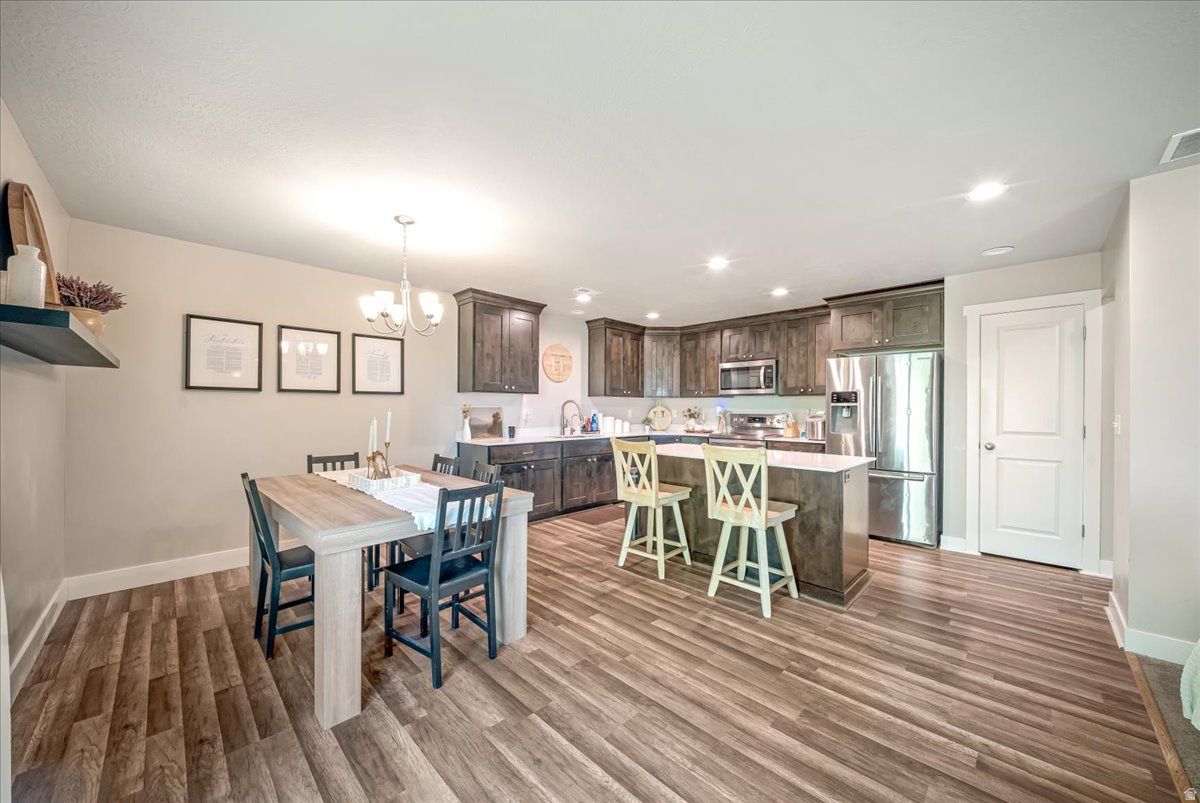 APPLE HOLLOW - Residential
