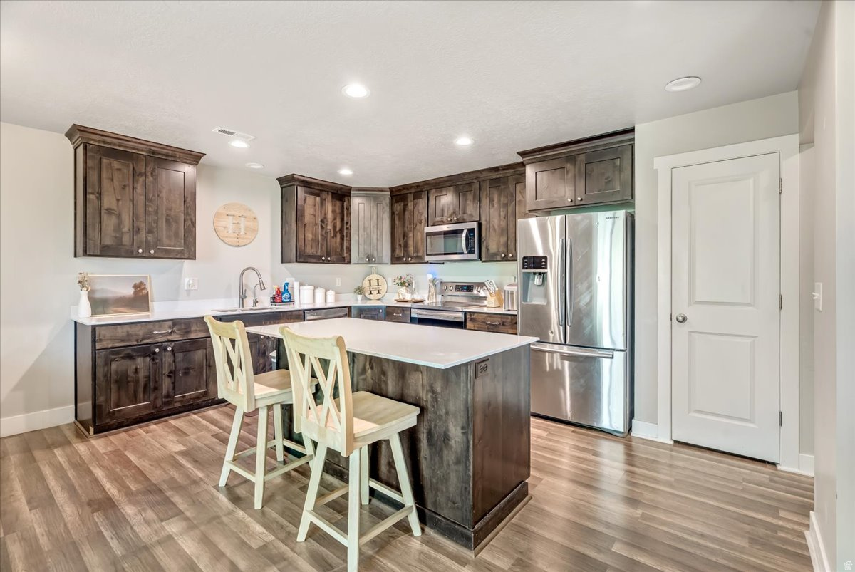 APPLE HOLLOW - Residential