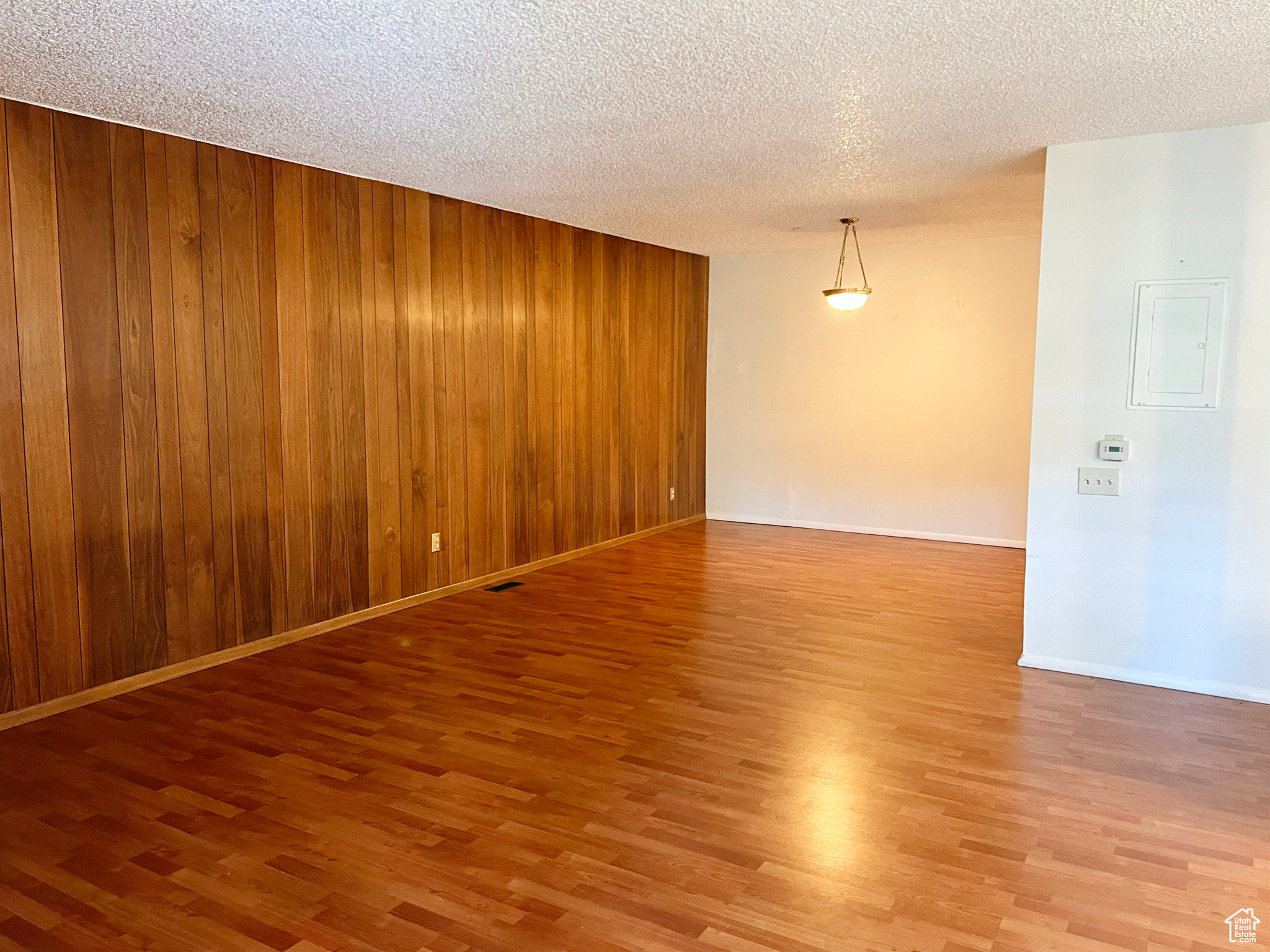 BOUNTIFUL GARDENS - Residential