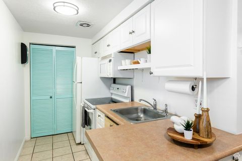 Tiny photo for 301 E 2700 S #3, South Salt Lake, UT 84115 (MLS # 2113508)
