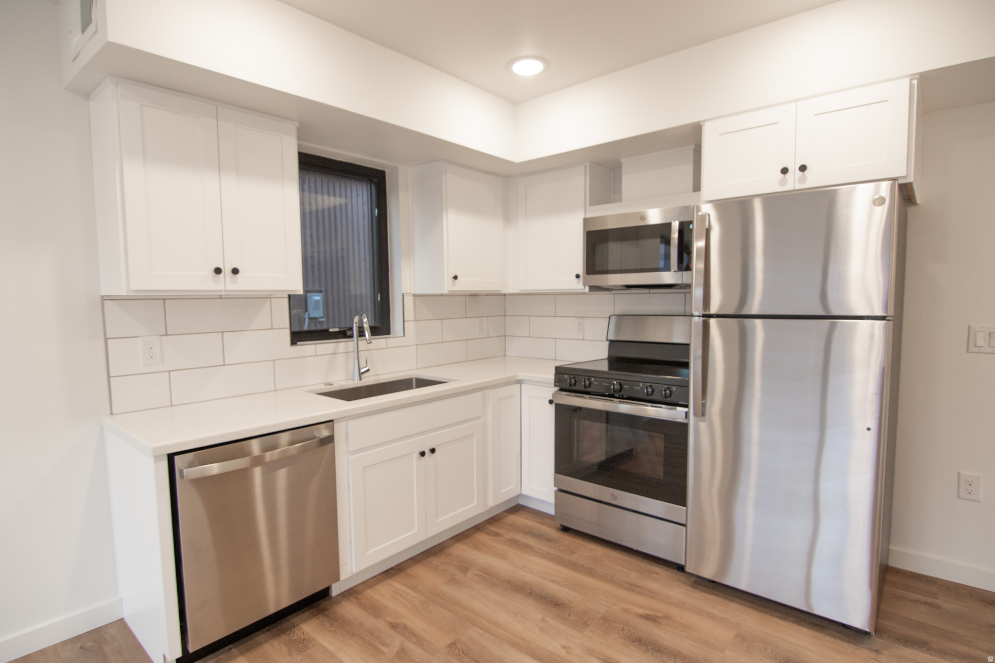 MURPHY FLATS - Residential