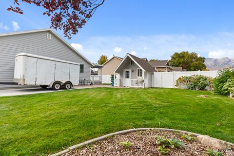 Tiny photo for 4616 W CARRIAGE LN, Cedar Hills, UT 84062 (MLS # 2113018)