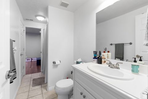 Tiny photo for 4616 W CARRIAGE LN, Cedar Hills, UT 84062 (MLS # 2113018)