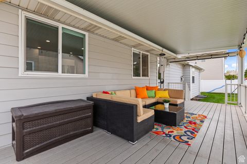 Tiny photo for 4616 W CARRIAGE LN, Cedar Hills, UT 84062 (MLS # 2113018)
